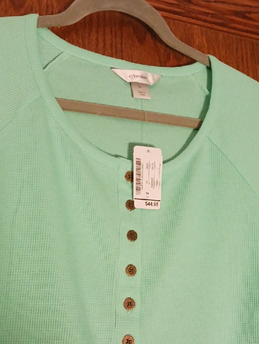 NWT Women's Cj Banks Pull Over Long Sleeve 6 Button 1/2 Rounded Neckline Top - Picture 3 of 8
